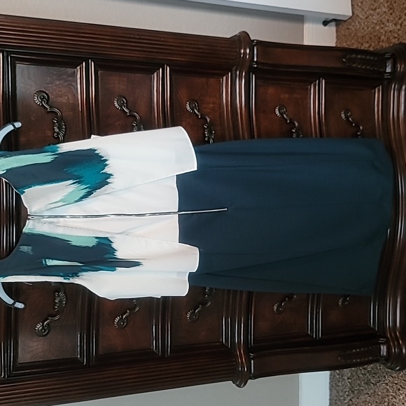 Womans sleeveless classy dress, NY&C, XL, stretch - Picture 2 of 2